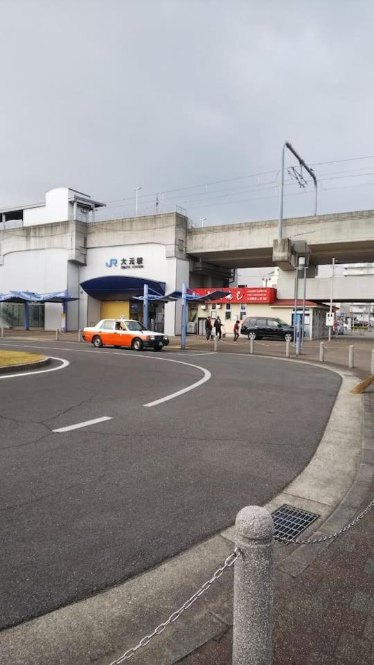 リバーサイド厚生町 Lägenhet Okayama Exteriör bild